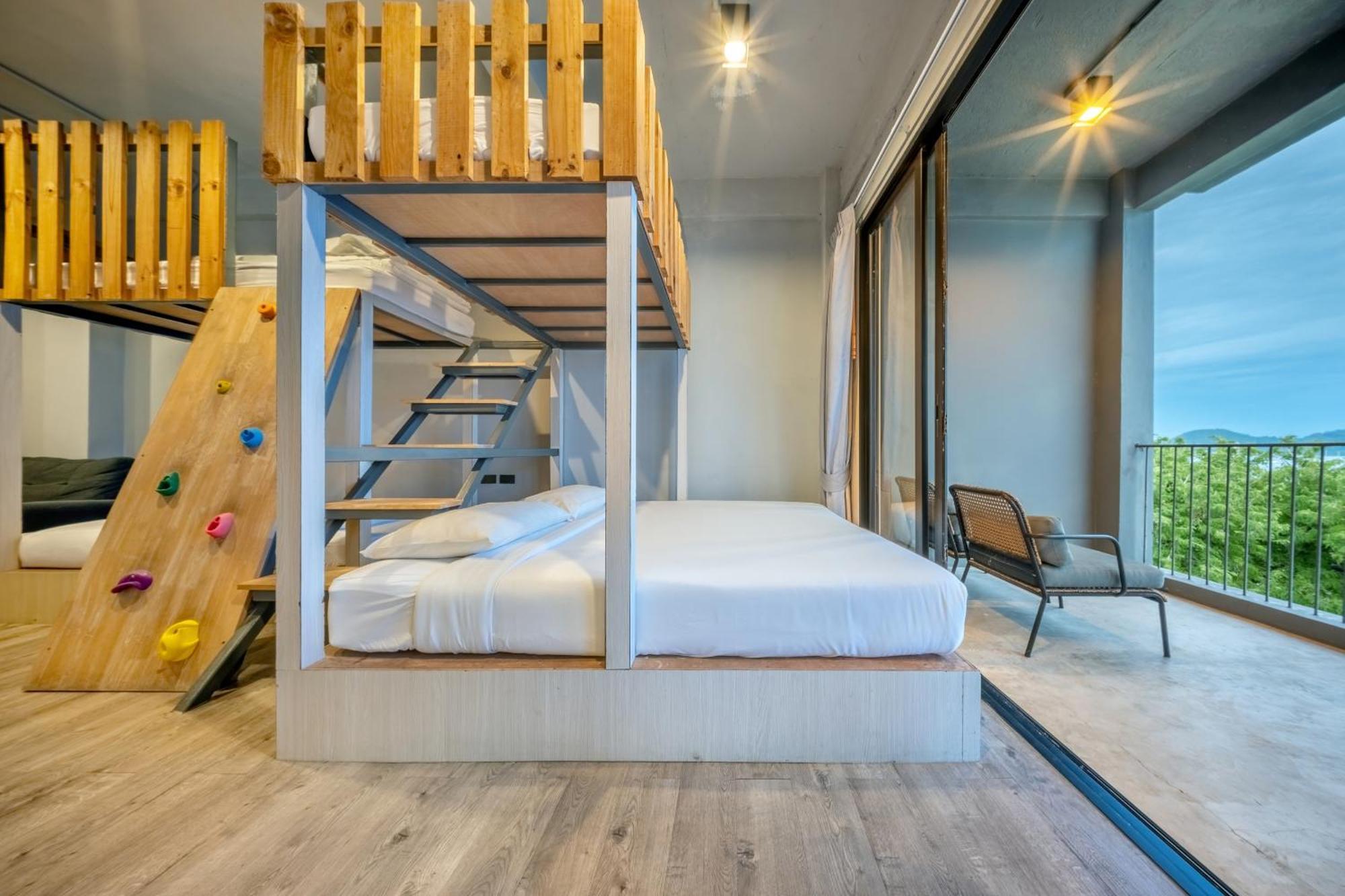 Shin Arch39 Phuket Beach Front - Sha Plus Chalong Extérieur photo