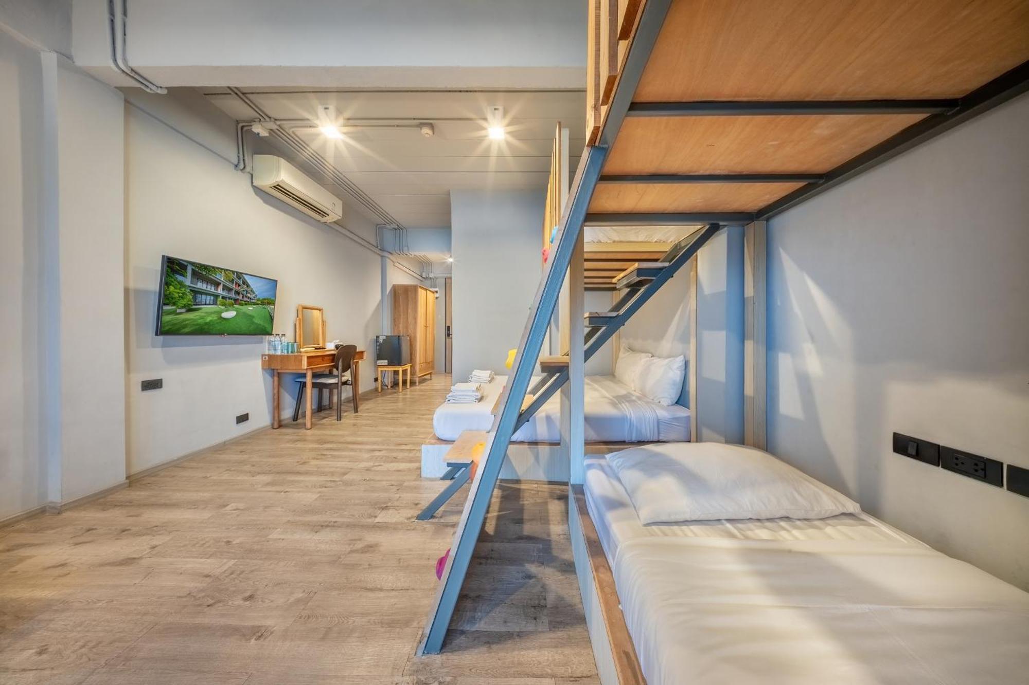 Shin Arch39 Phuket Beach Front - Sha Plus Chalong Extérieur photo