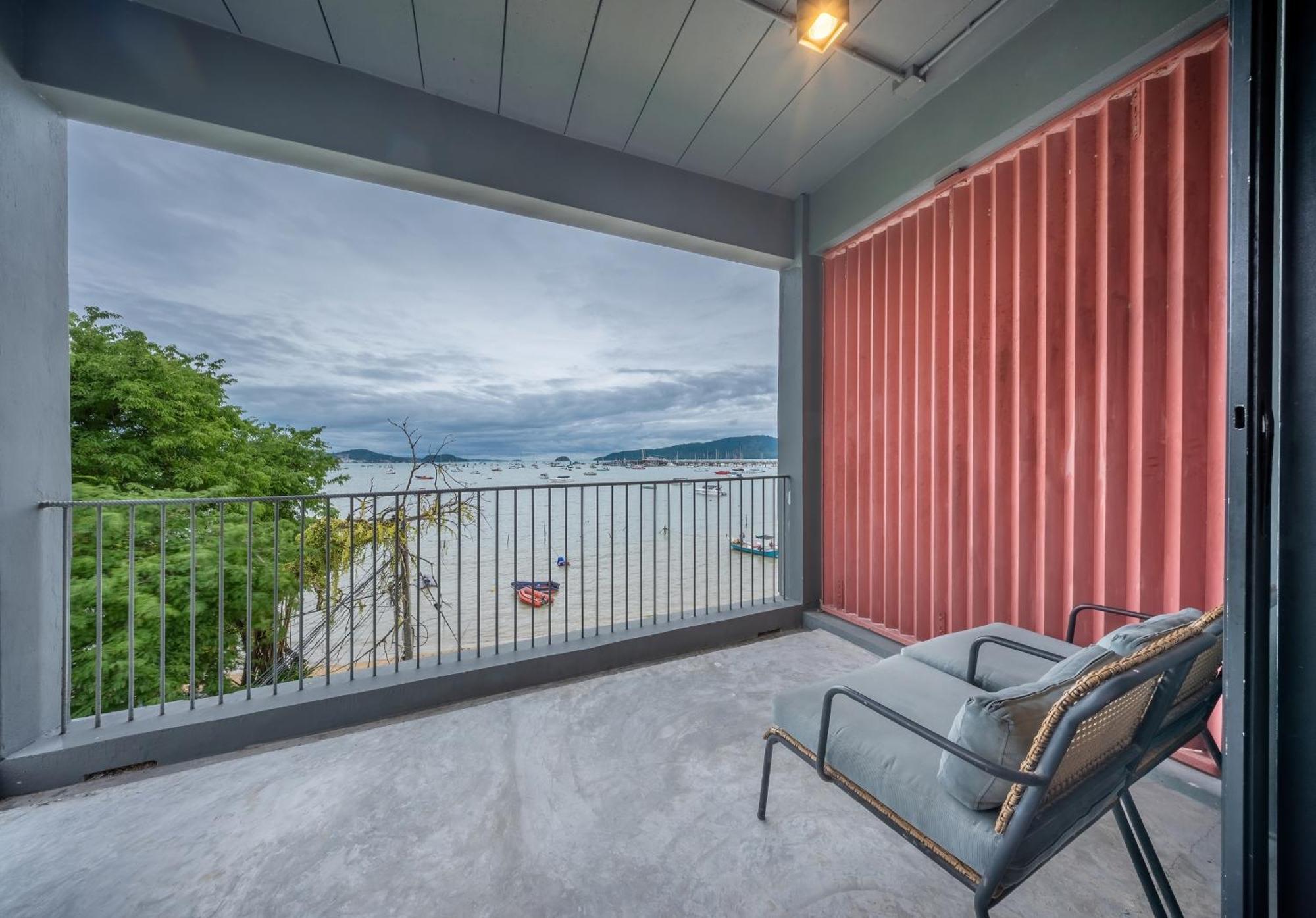 Shin Arch39 Phuket Beach Front - Sha Plus Chalong Extérieur photo